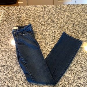 Bootcut Jean